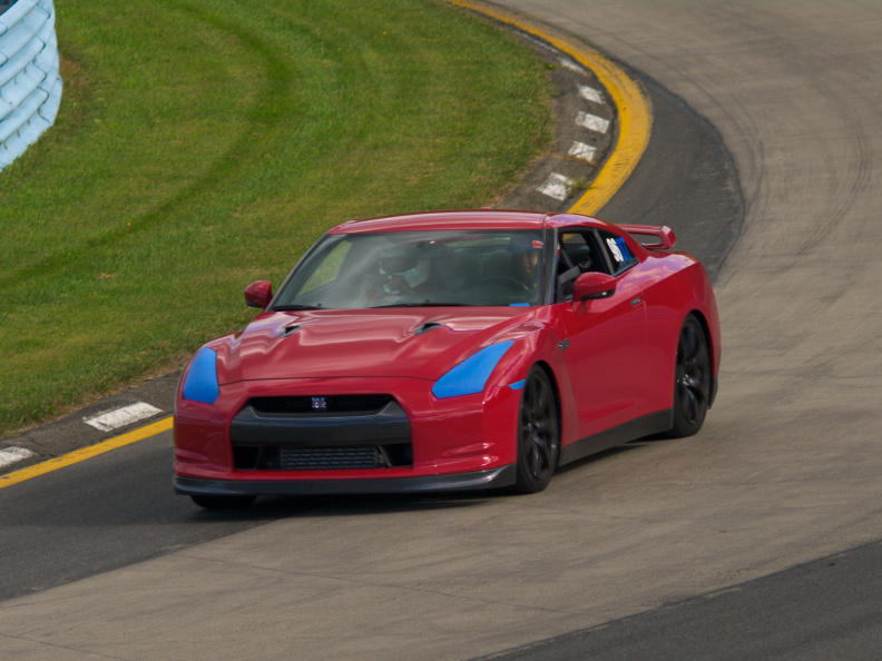 ArtOfFerrari2010-122