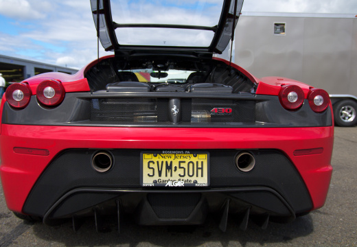 ArtOfFerrari2010-040