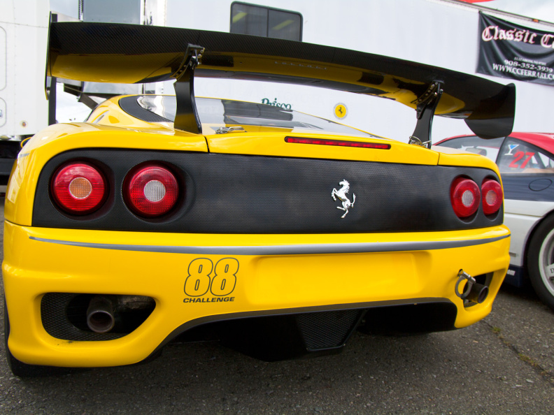 ArtOfFerrari2010-014