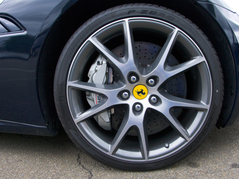 ArtOfFerrari2010-081