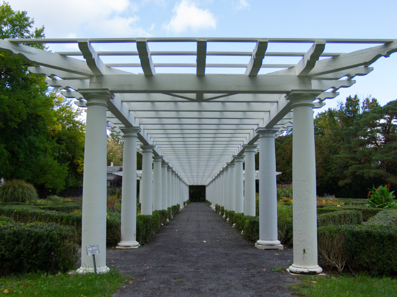 SonnenbergGardens2012-04