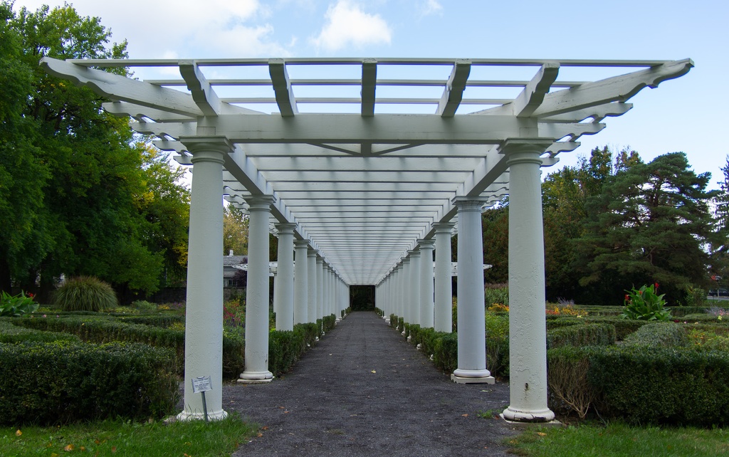 SonnenbergGardens2012-04.jpg