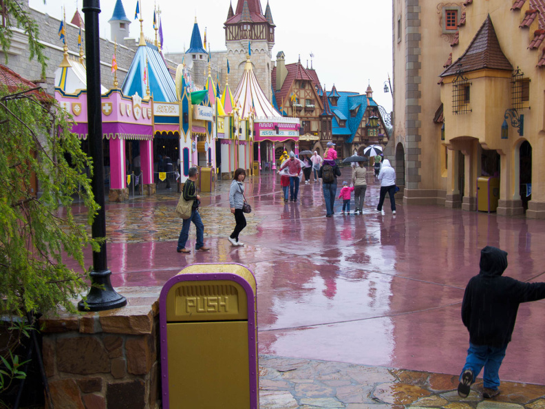 WDW201001-625
