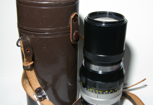 Nikkor 20cm F4 with case