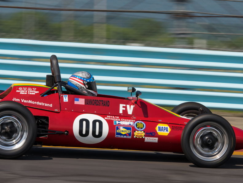 201507 Watkins Glen Vintage Races-10