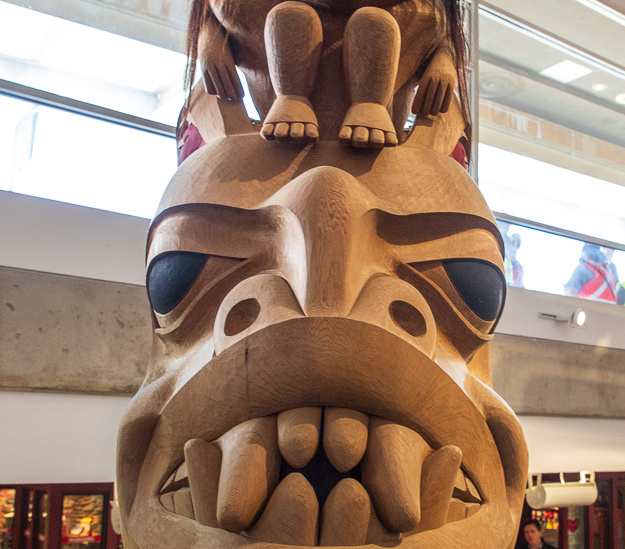totem in Vancouver airport