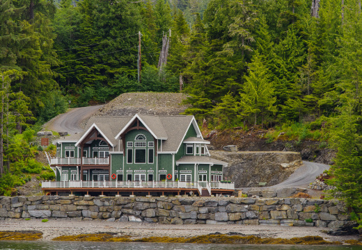 Knudson Cove Marina