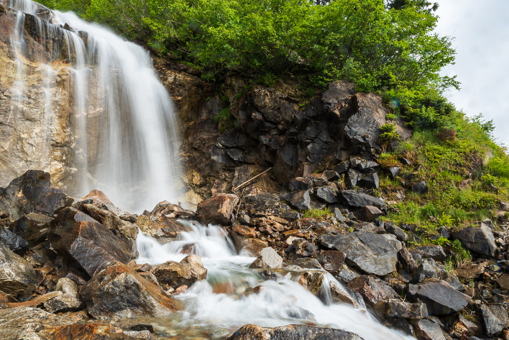 201806 Alaska-335 Bridal Veil Falls.jpg