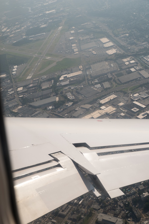 WDW201808-003 Landing in Newark.jpg