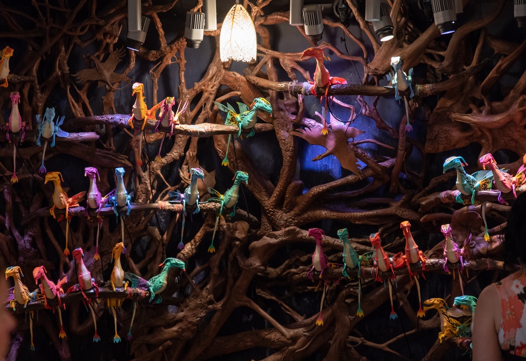 WDW201808-149 Banshee rookery.jpg