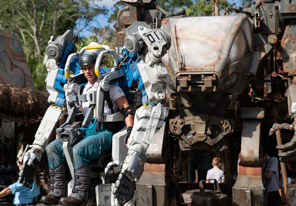 WDW201808-157 Pandora Utility Suit.jpg