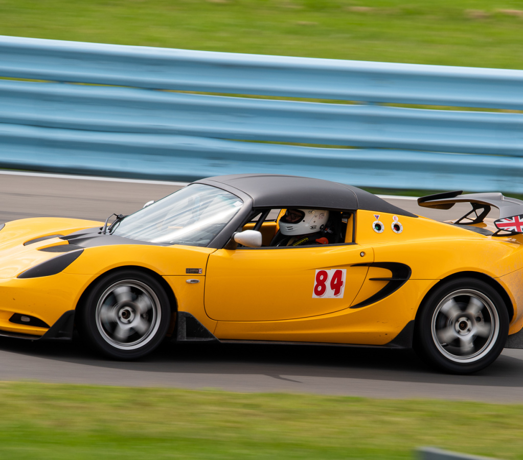 David's 2014 Lotus Elise Cup R