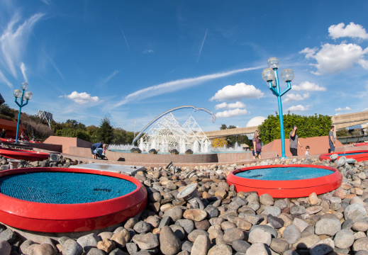 Leapfrog fountains at Imagination Pavilion