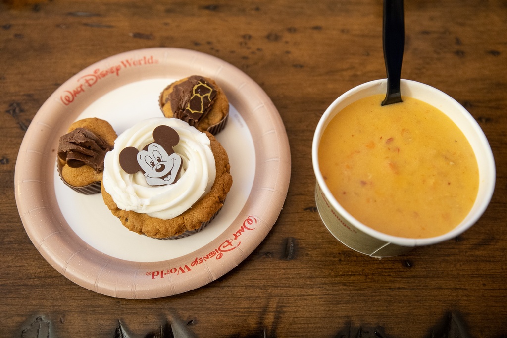 201901 WDW-216 Chicken corn chowder and Mickey cookie from The Mara.jpg