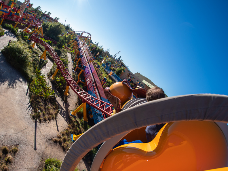 Slinky Dog on-ride