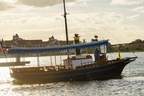 Voyager boat
