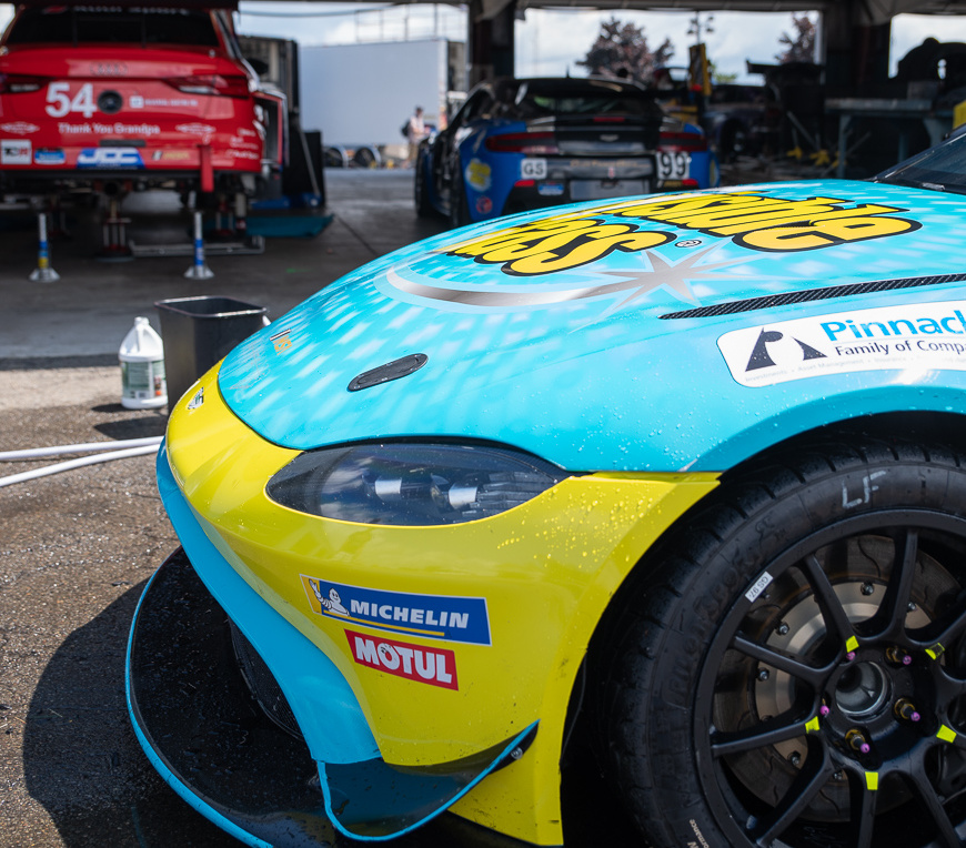 Automatic Racing Aston Martin V8 Vantage GT4