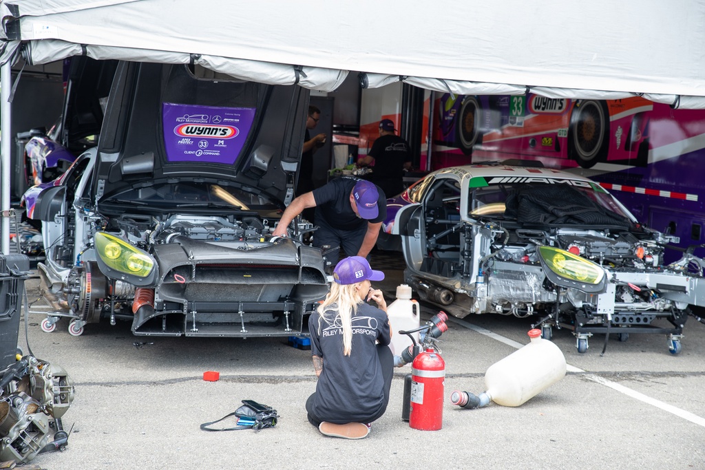 201906 IMSA 6 Hours of the Glen-016 Winward Racing Mercedes-AMG GT4.jpg