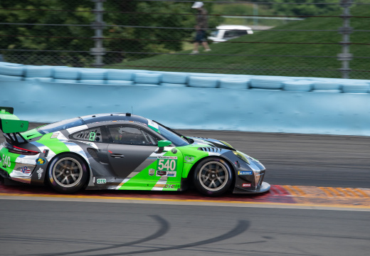 Black Swan Racing Porsche 911 GT3 R