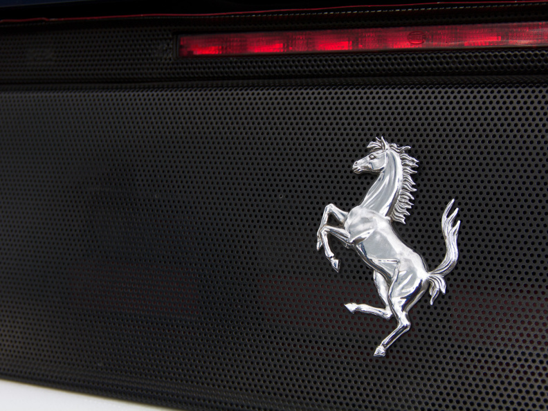 ArtOfFerrari2010-016