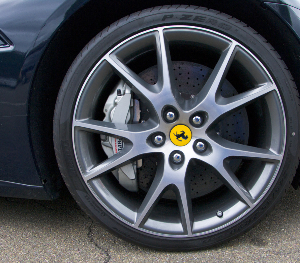 ArtOfFerrari2010-081