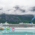 Norwegian Pearl leaving glacier