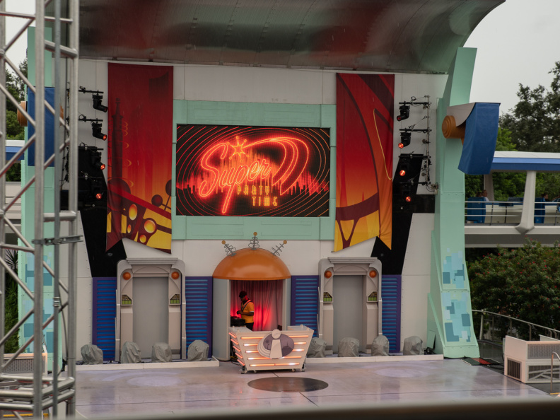 Super Party Time stage