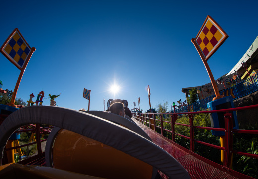 Slinky Dog on-ride