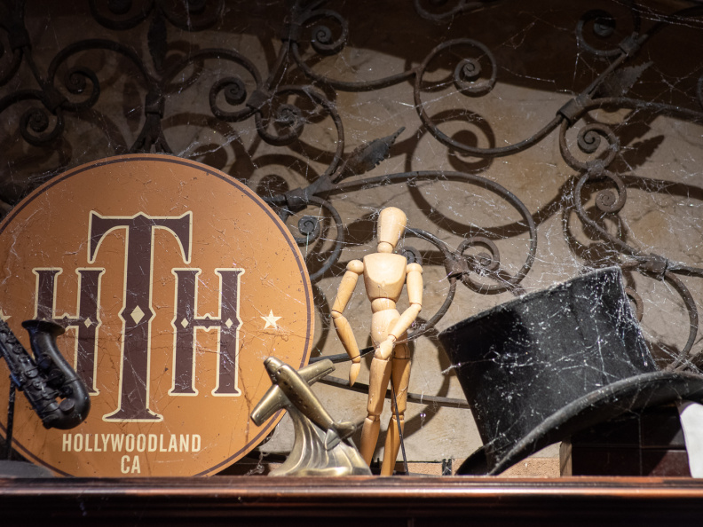 Tower of Terror decor