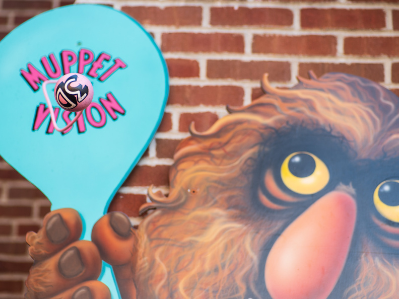 MuppetVision 3D outside