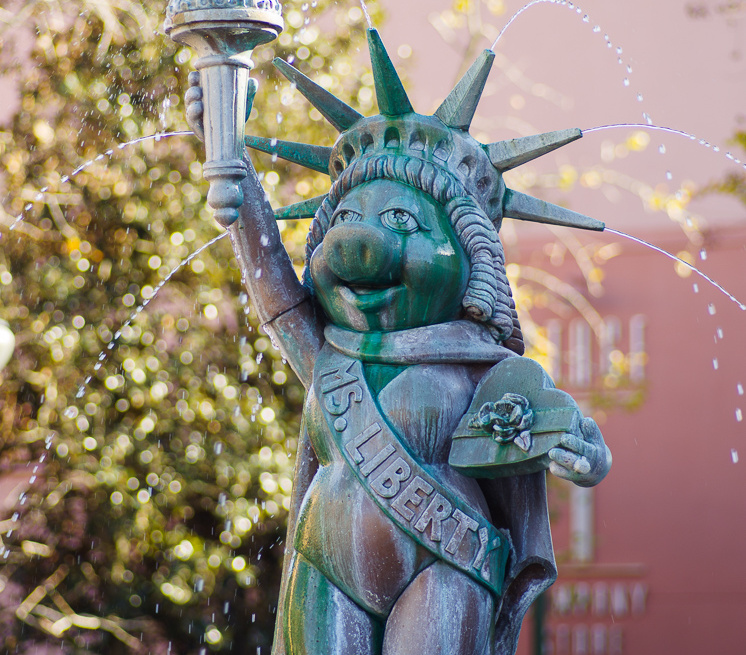 MuppetVision 3D outside