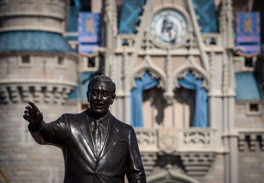 Walt statue