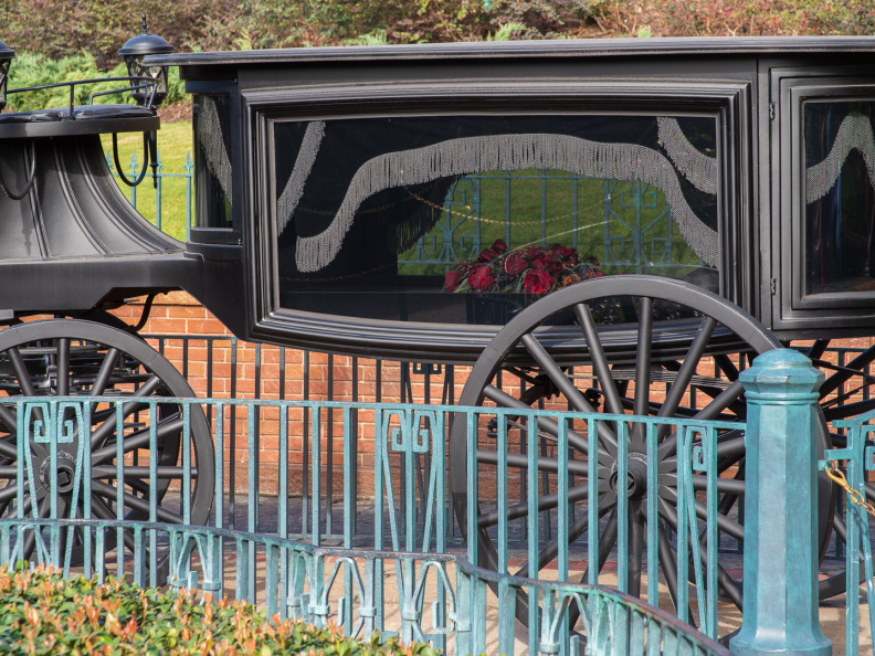 Haunted Mansion hearse