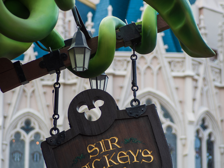 Sir Mickey's sign
