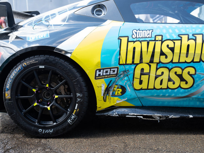 Automatic Racing Aston Martin V8 Vantage GT4